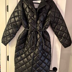 New without tags Canadian Brand Luxton Womens Down Curve Wrap Coat